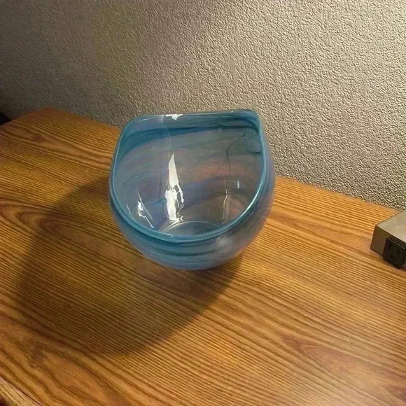 Beautiful Decorative  Blue Bowl - Picture 3 of 6